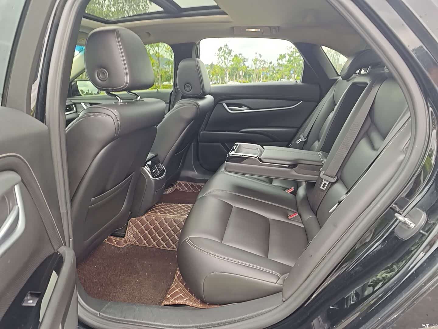 Cadillac XTS, 2018 9