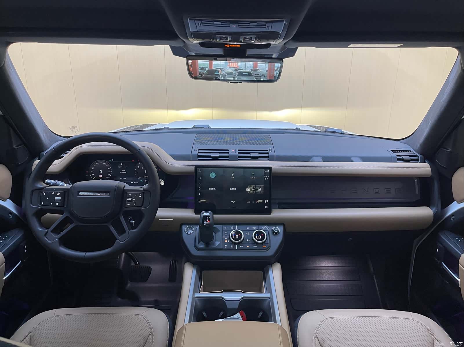 Land Rover Defender, 2026 все фото