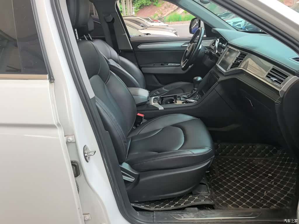 Zotye X7, 2017 25