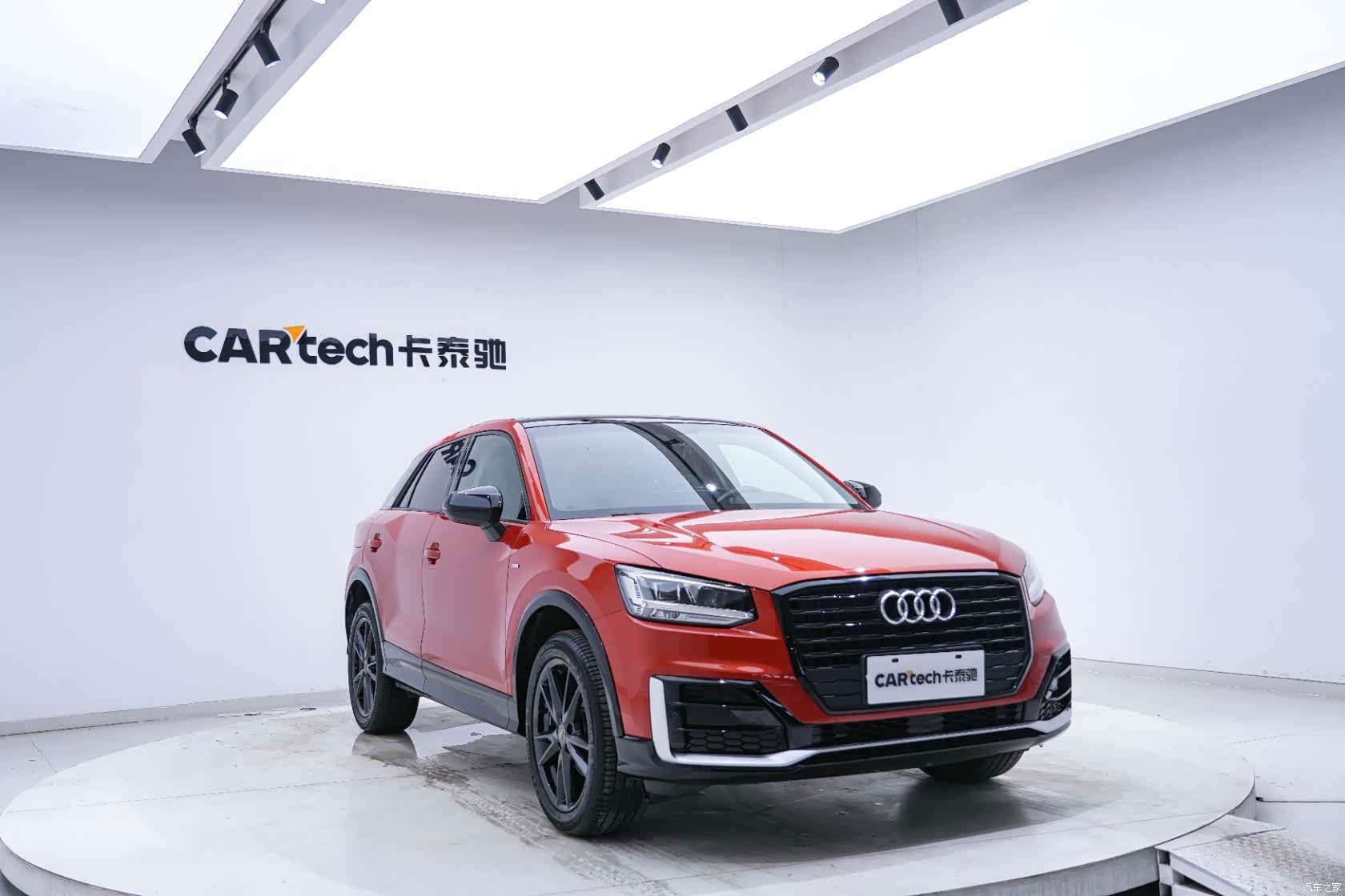 Audi Q2L, 2019 9
