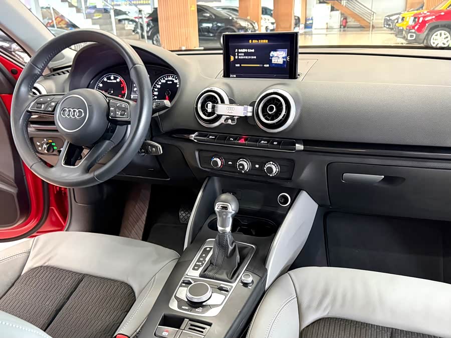 Audi A3 2017, фото 13