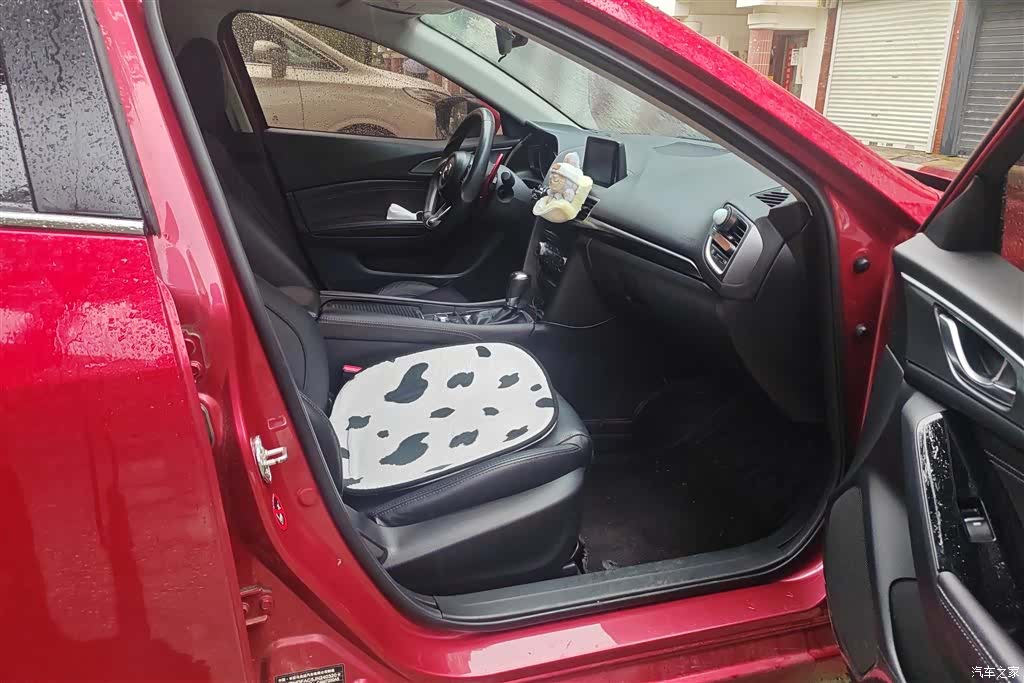 Mazda Mazda3, 2018 8