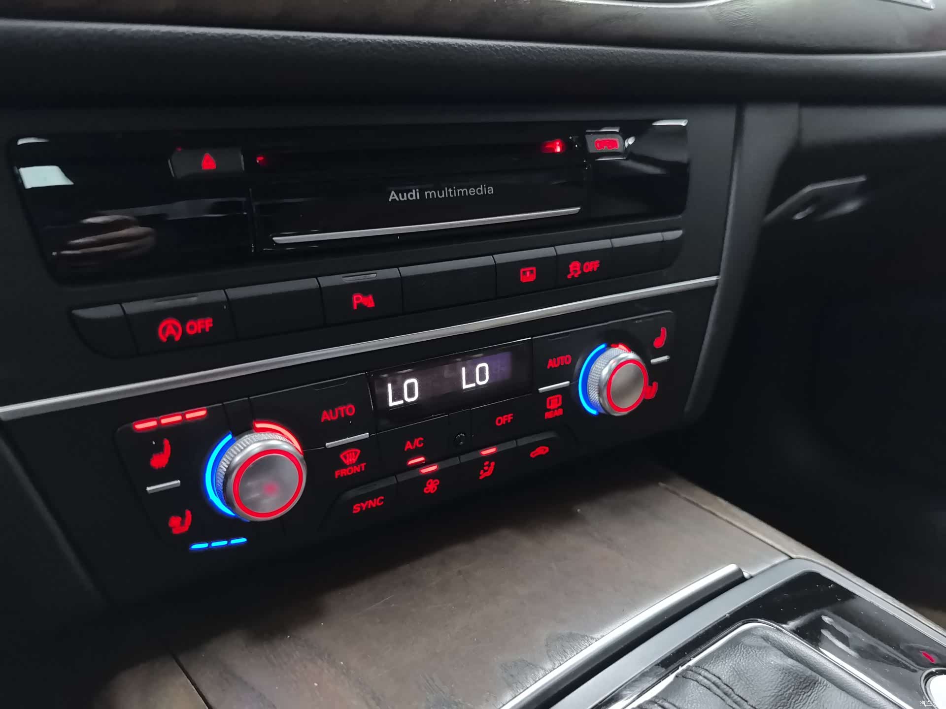 Audi A6L, 2016 12