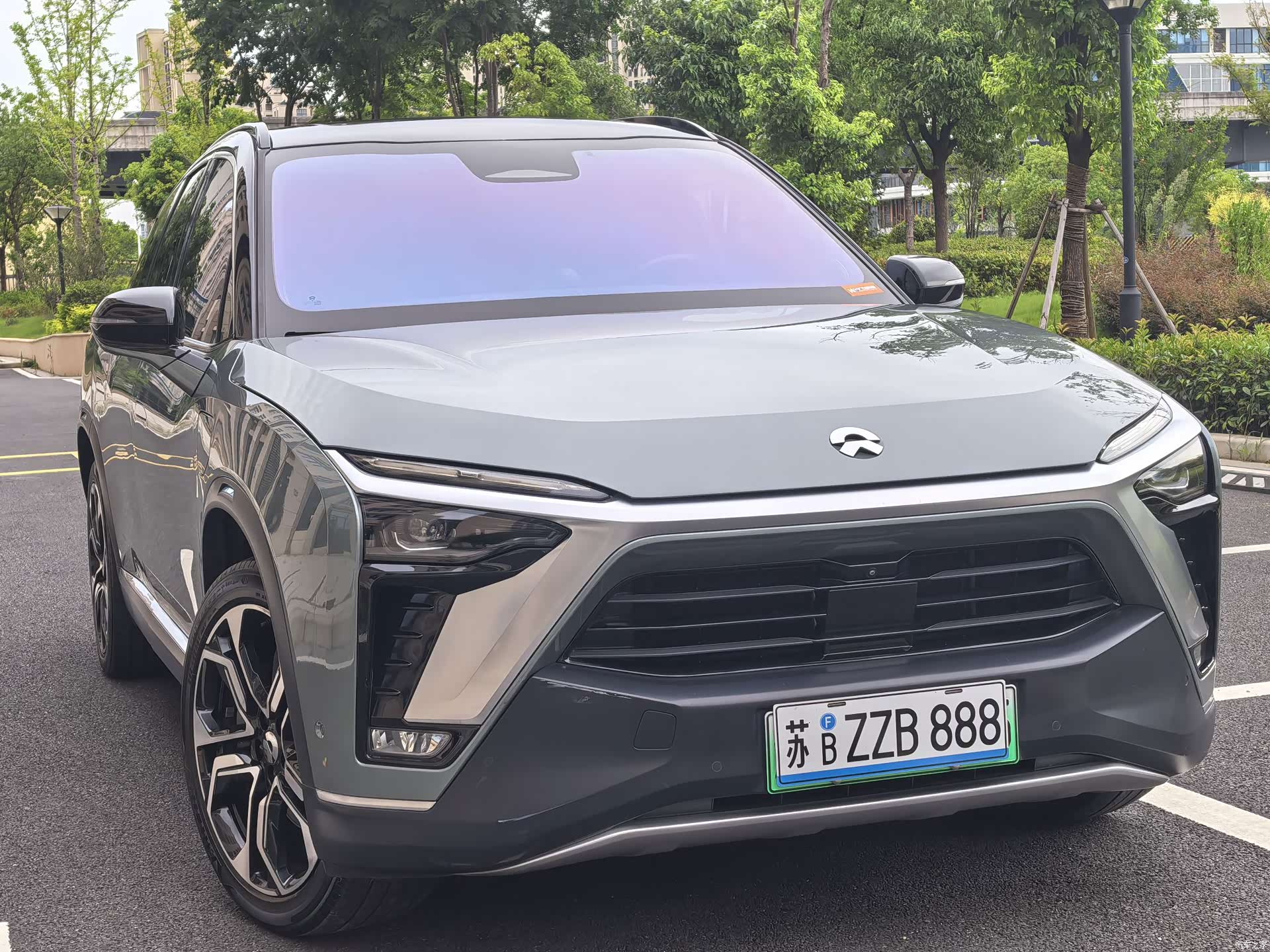 NIO ES8, 2021 7