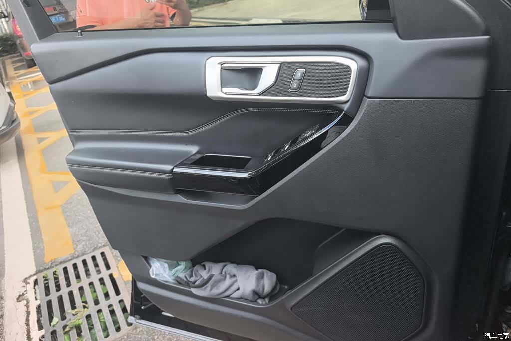 Ford Explorer, 2021 7