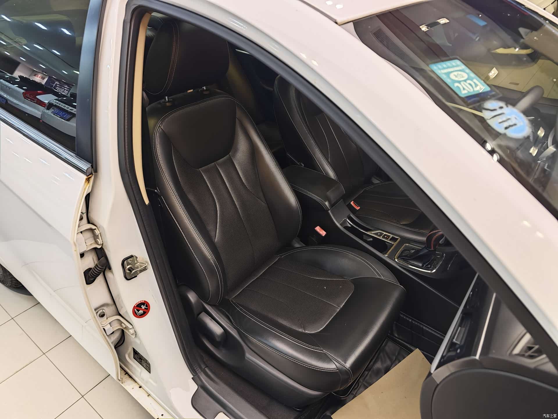 Geely Emgrand, 2017 31