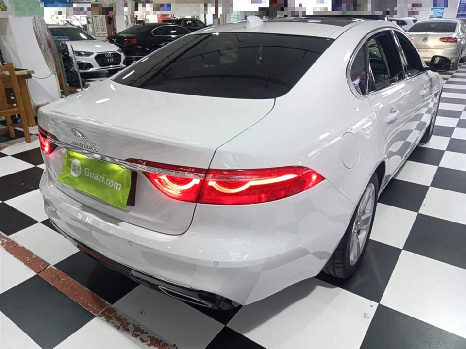 Jaguar XFL