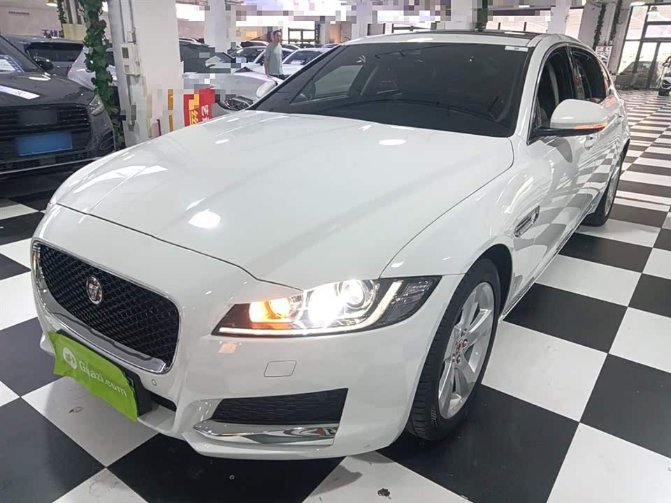 Jaguar XFL