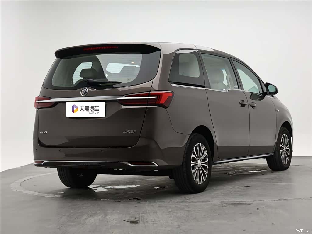 Buick GL8, 2023 3