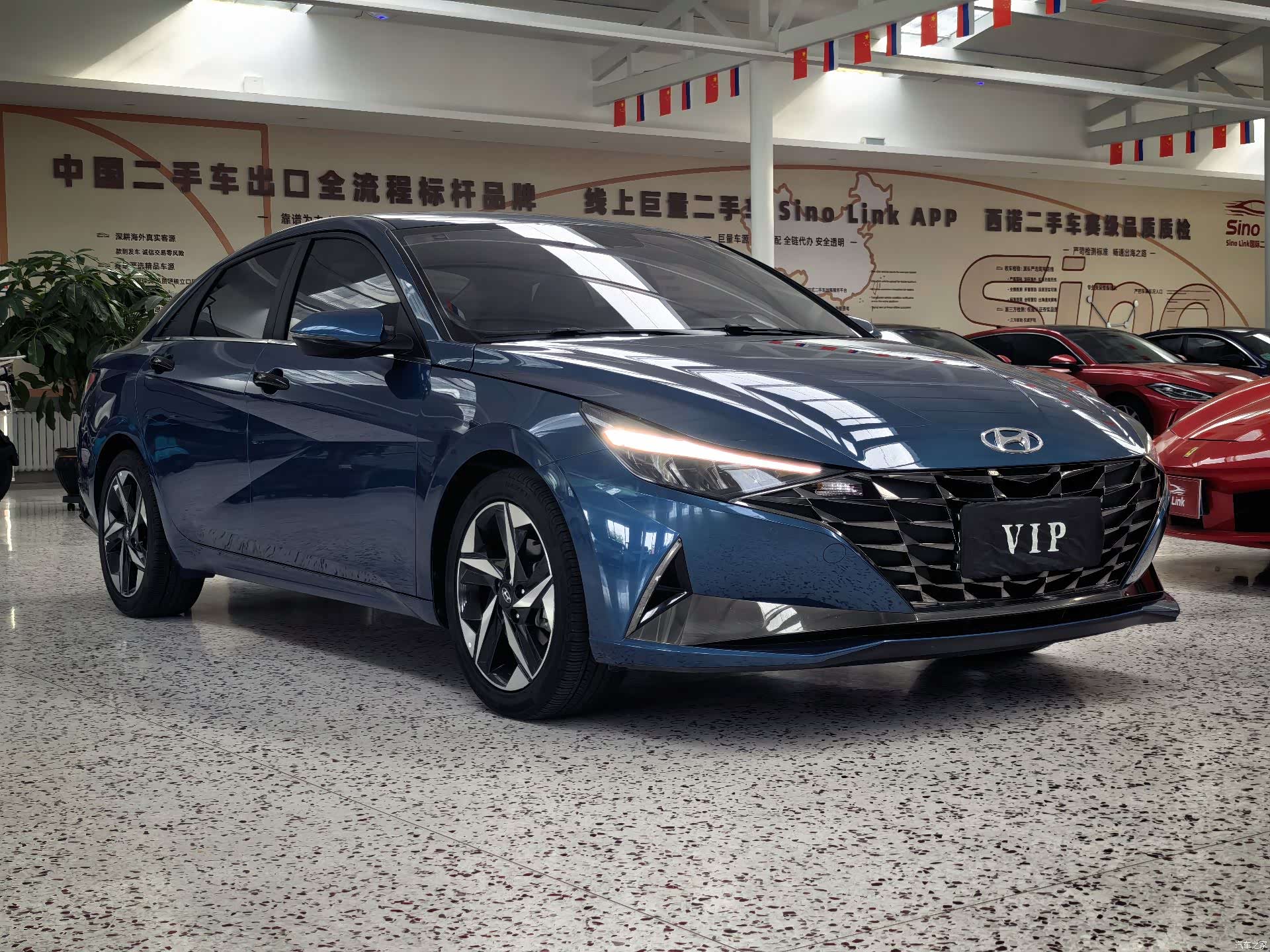 Hyundai Elantra, 2022 3