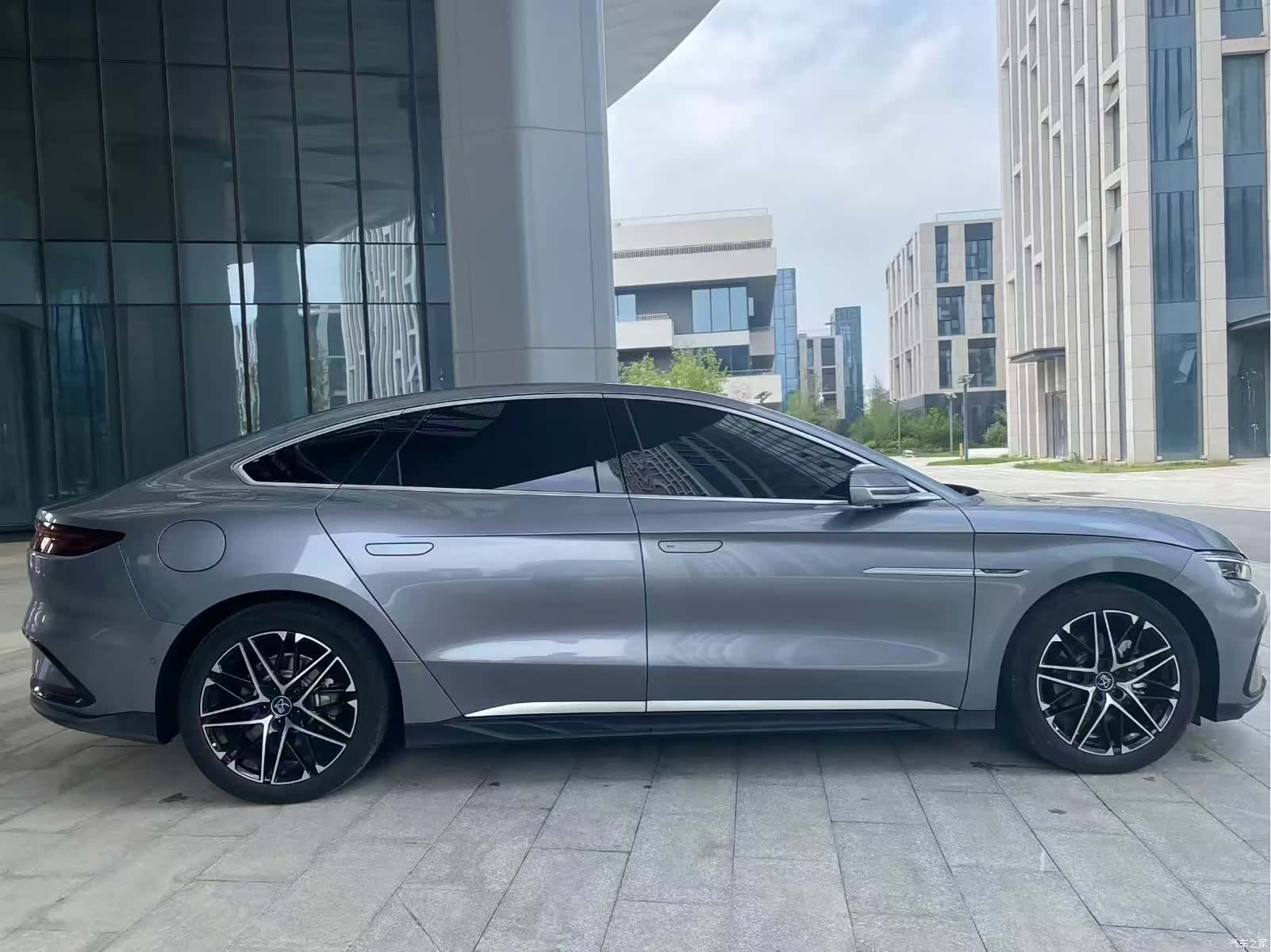 BYD Han, 2025 8