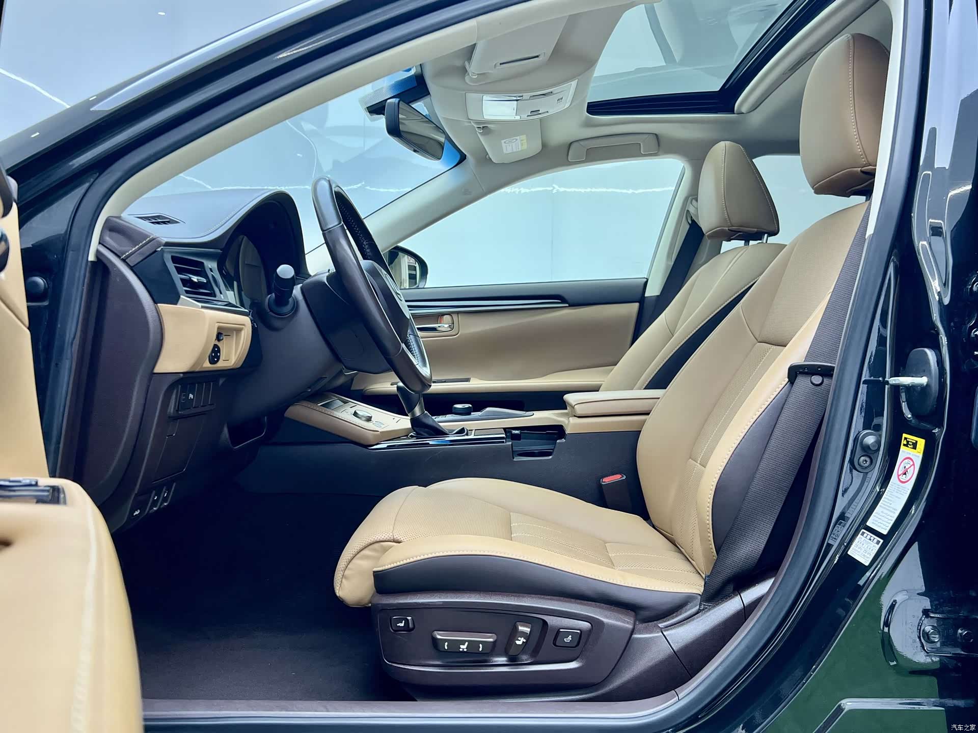Lexus ES, 2018 4