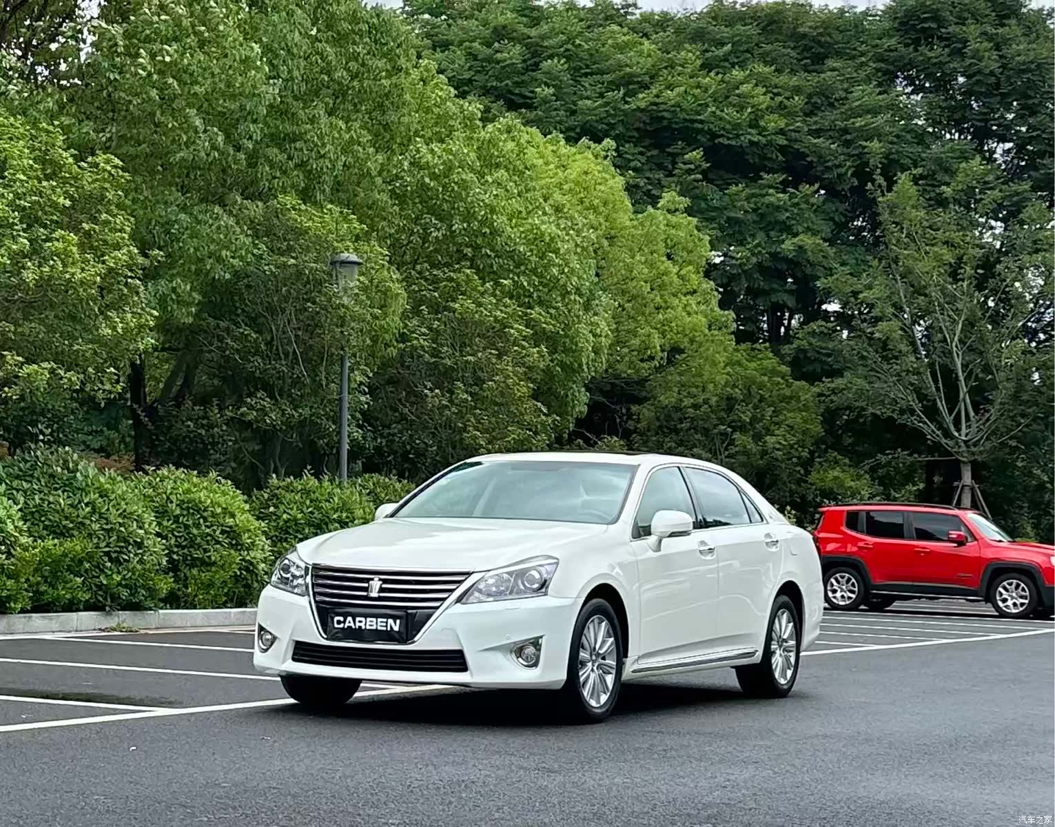 Toyota Crown, 2014 1