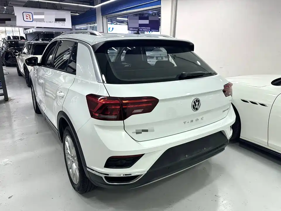 Volkswagen T-ROC exploring Songs Volkswagen T-ROC exploring Songs