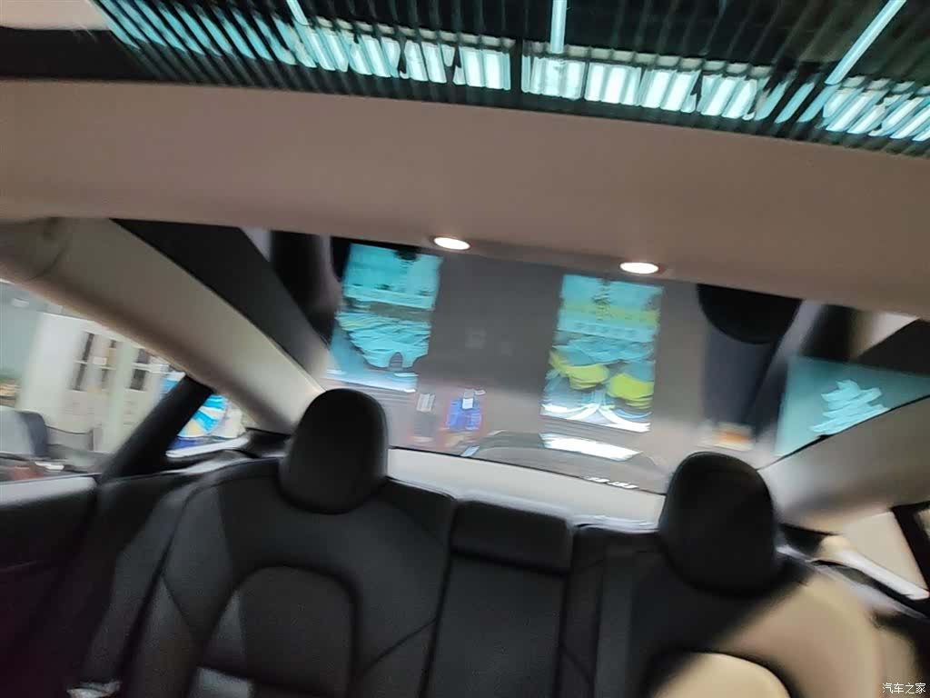 Tesla Model 3, 2022 18
