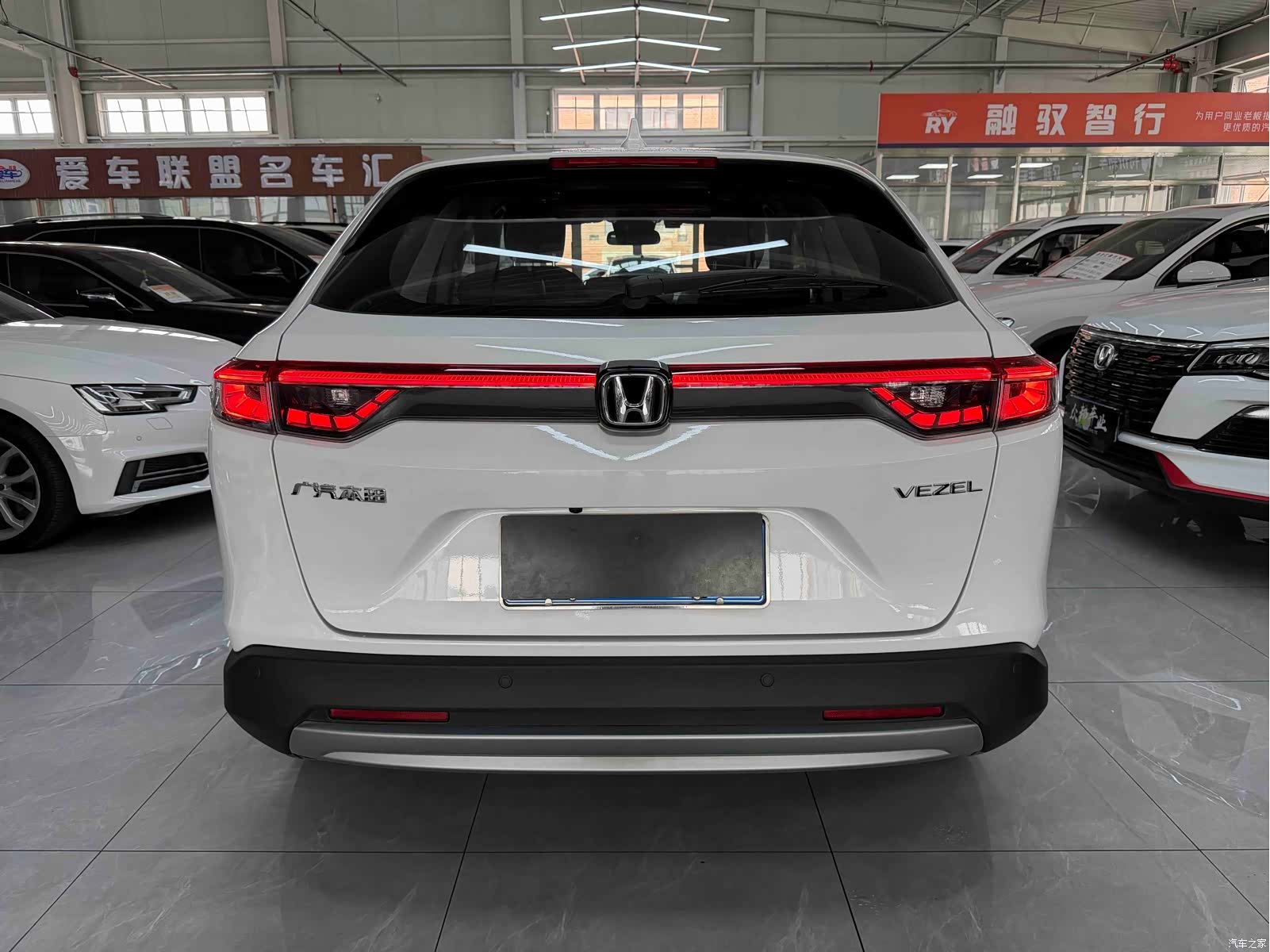 Honda Vezel, 2023 все фото