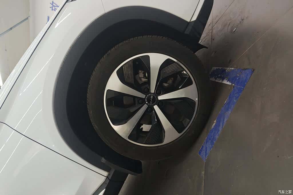 BYD Song, 2023 6