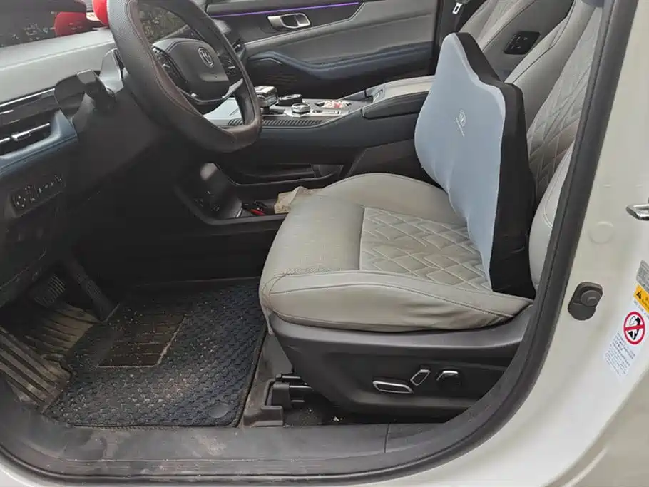 Changan UNI-K Smart iDD