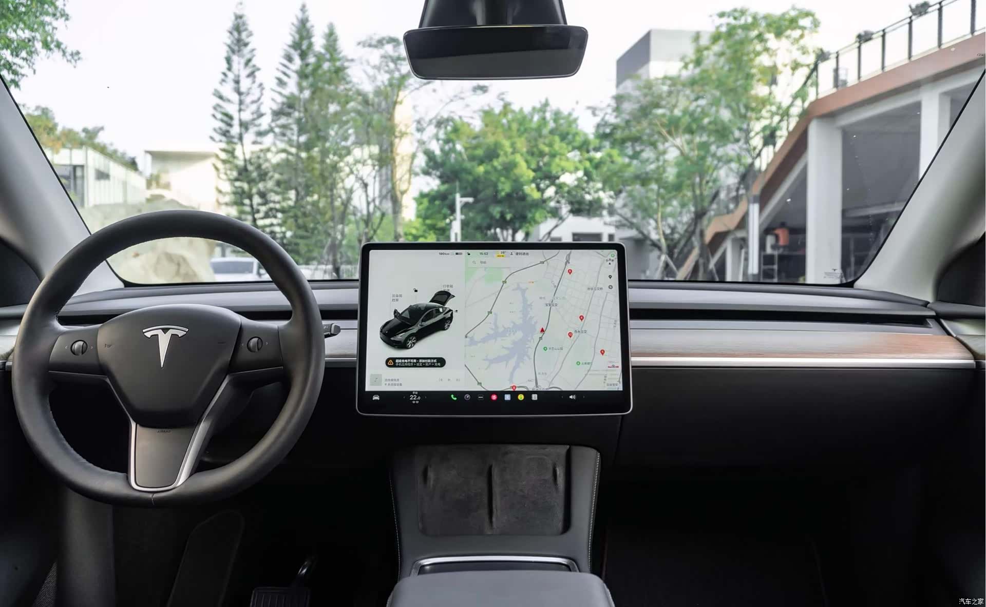 Tesla Model Y, 2023 4