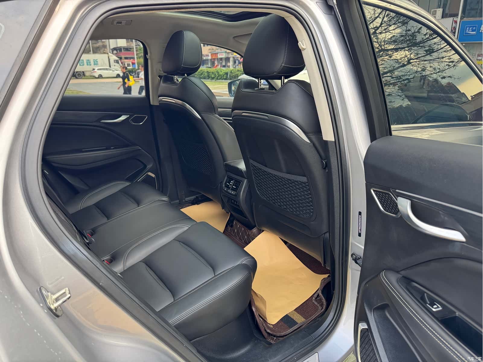 Geely Xingyue, 2020 14