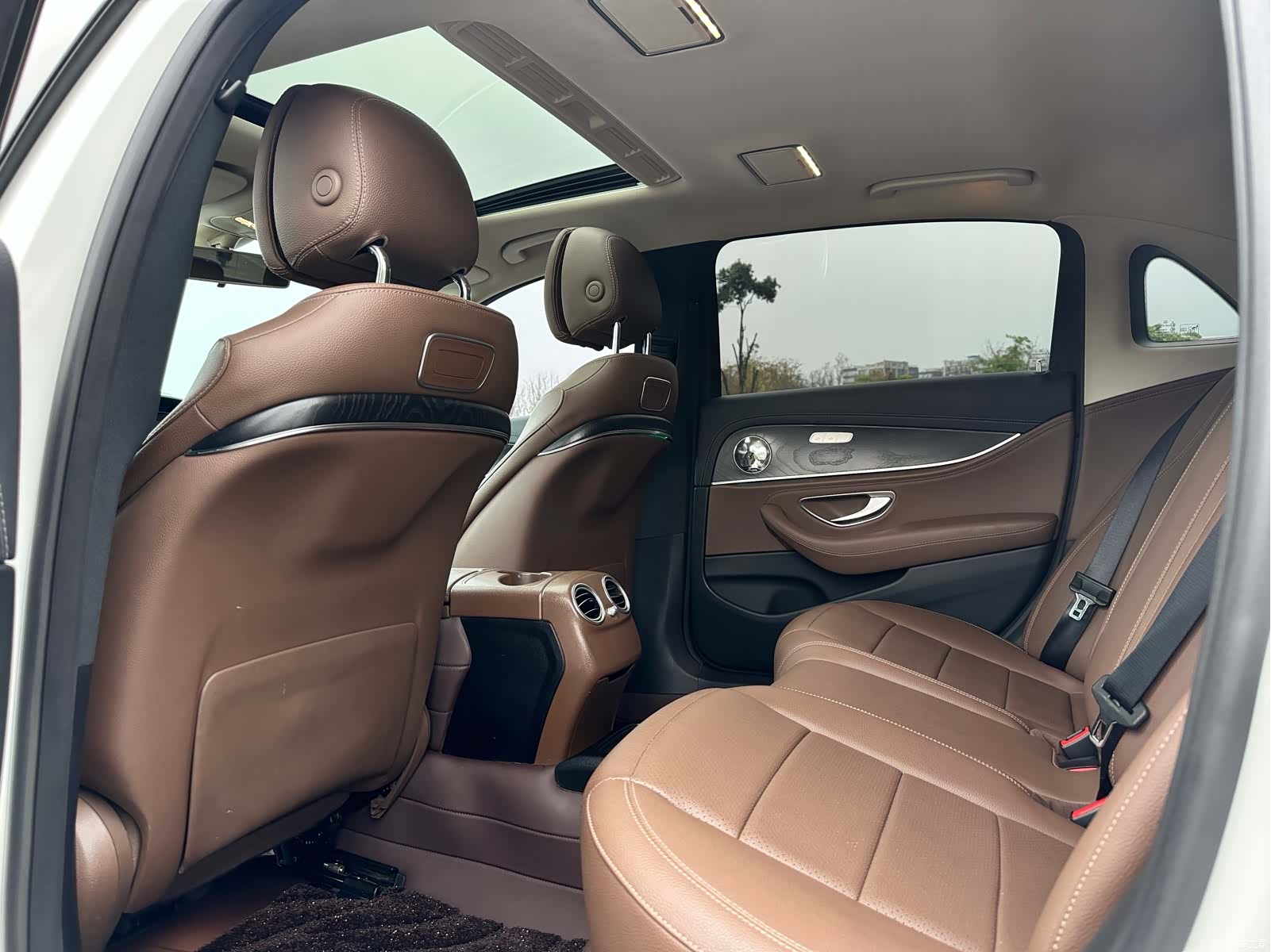Mercedes-Benz E-Class, 2018 11