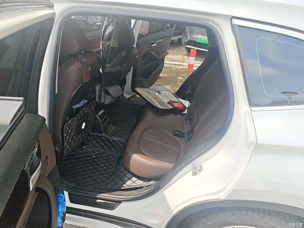 BMW X1, 2020 13