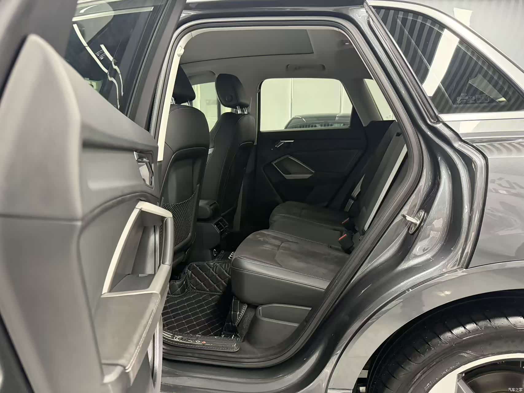 Audi Q3, 2022 8