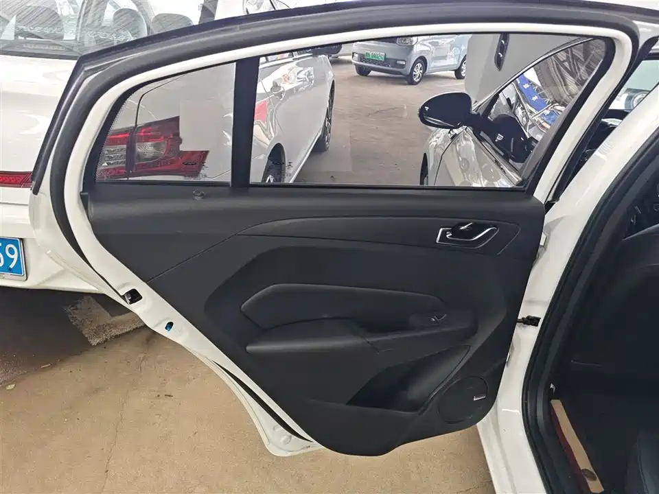 Chery Arrizo 5 Chery Arrizo 5