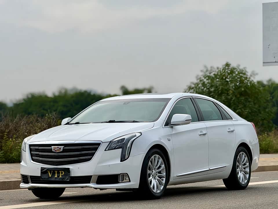 Cadillac XTS
