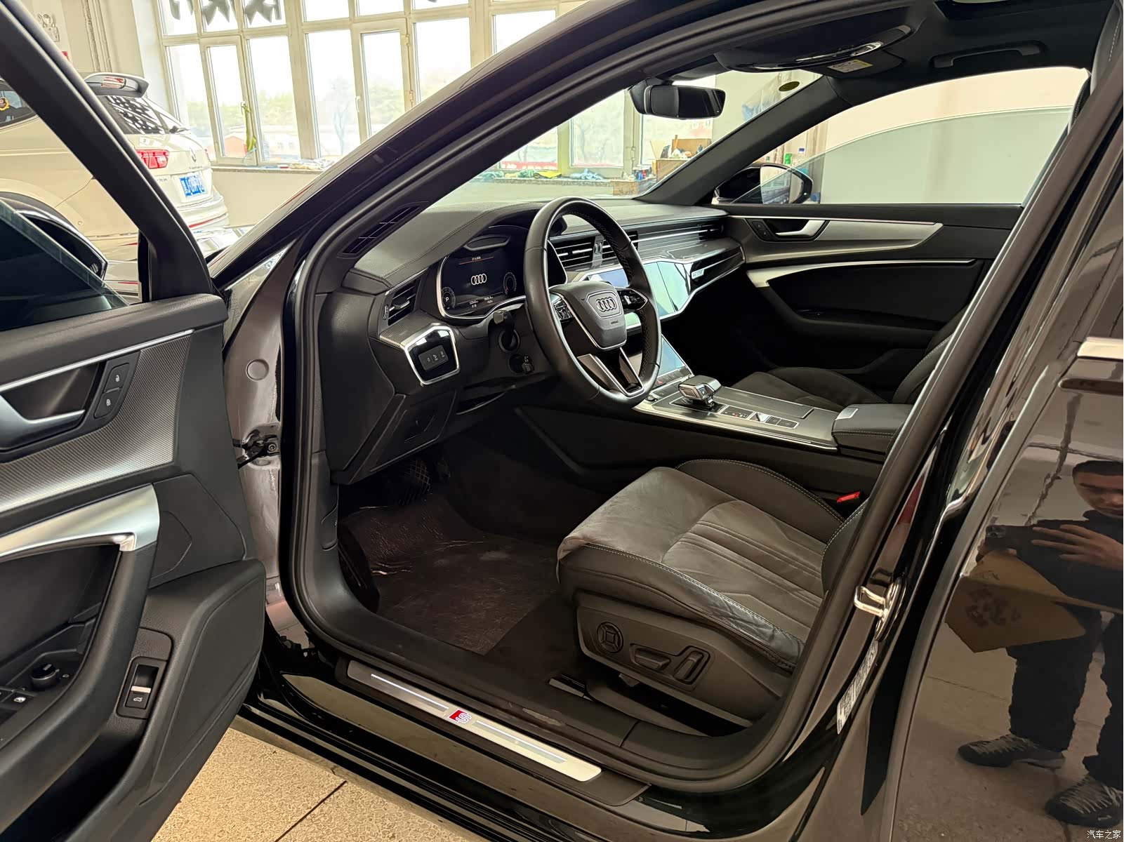 Audi A6L, 2021 4