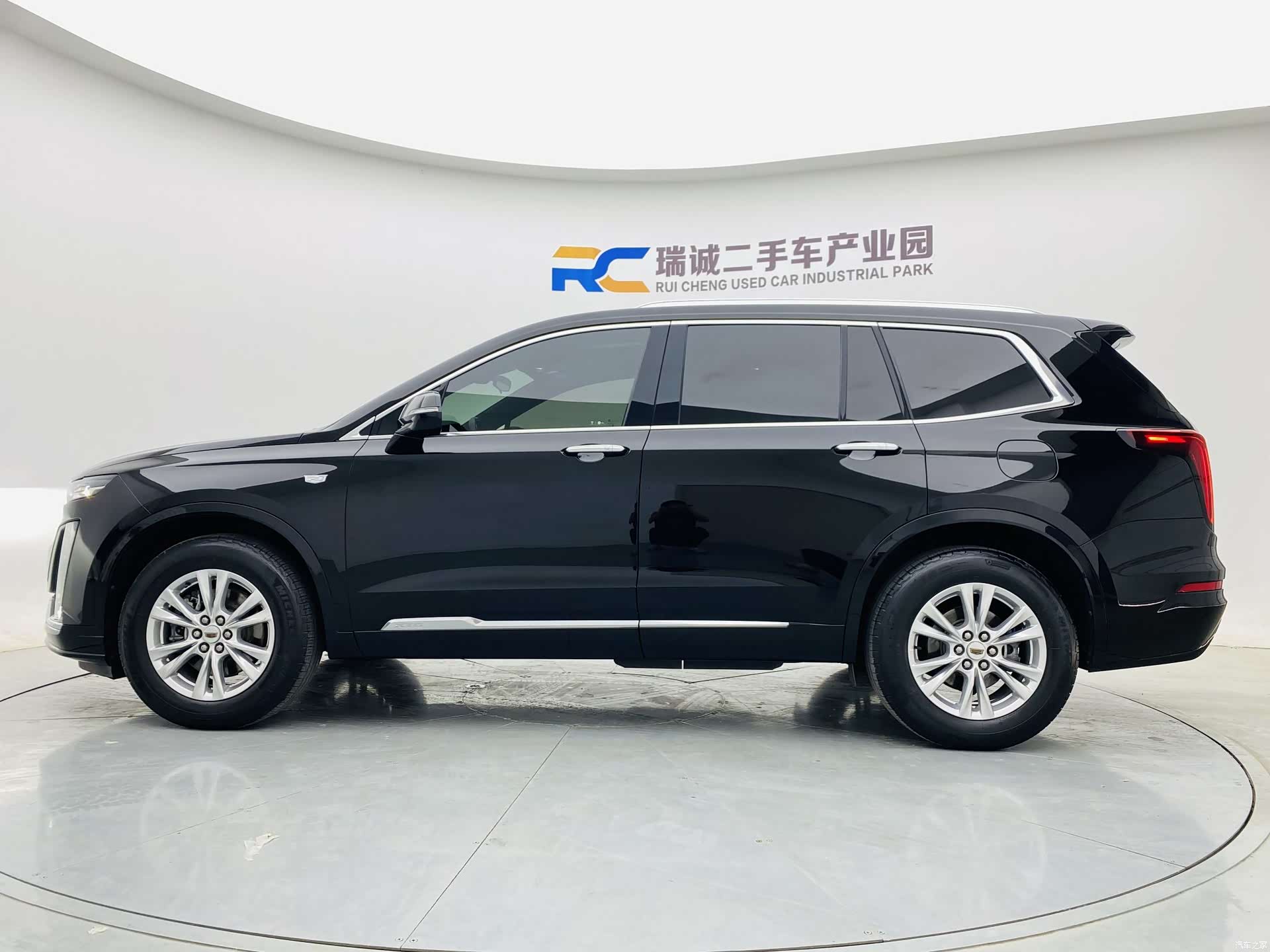 Cadillac XT6, 2021 4