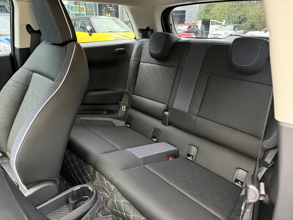 MINI Electric COOPER