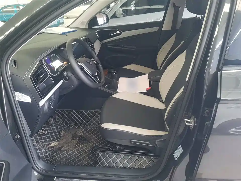 Jetta VS5
