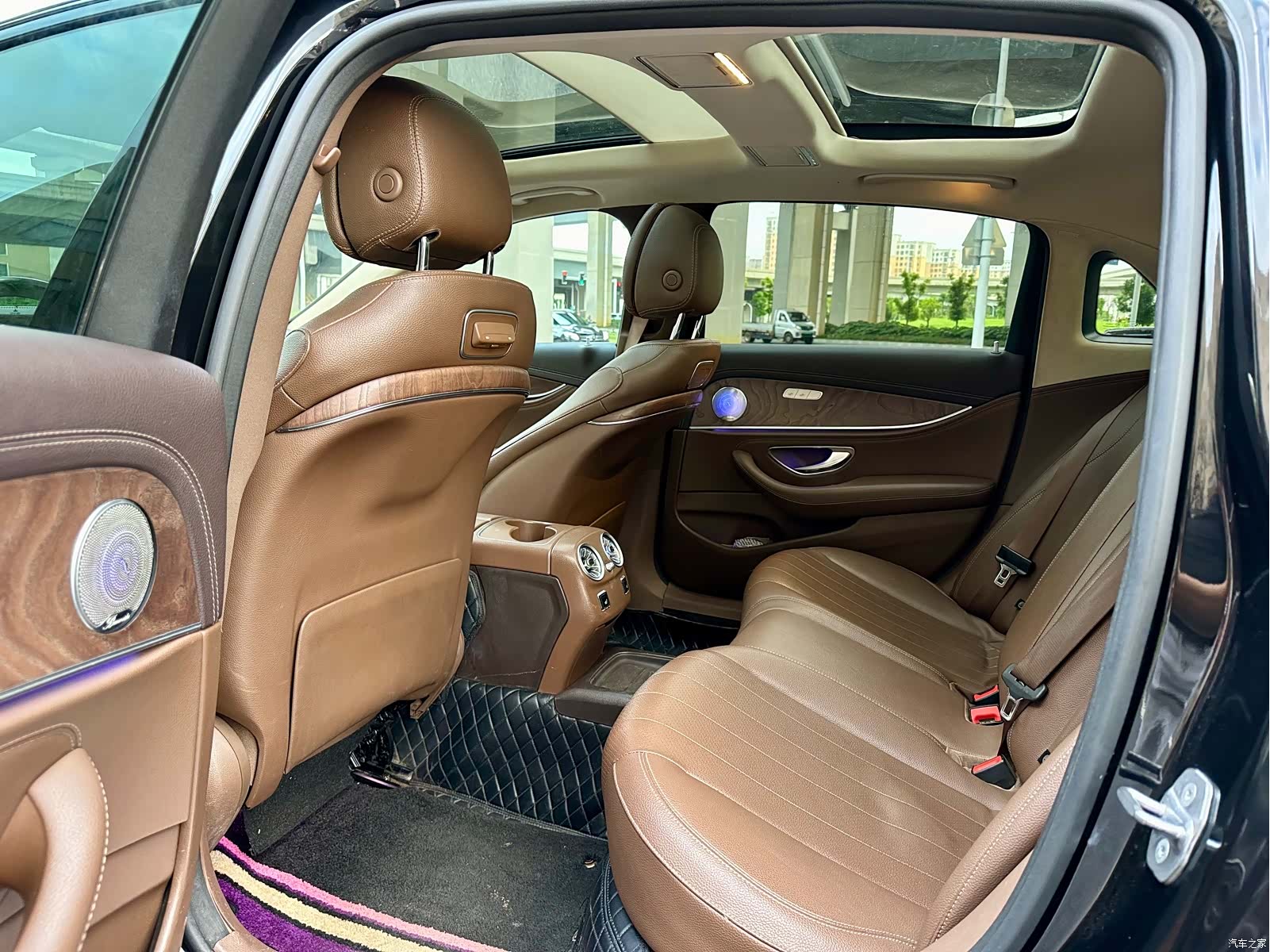 Mercedes-Benz E-Class, 2019 7