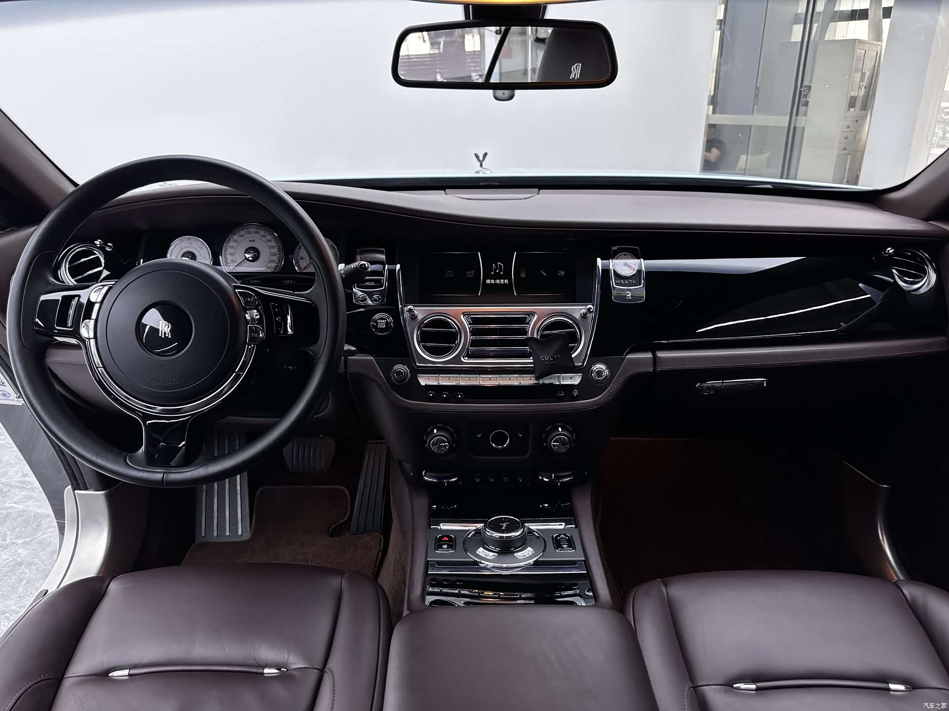 Rolls-Royce Wraith, 2018 20