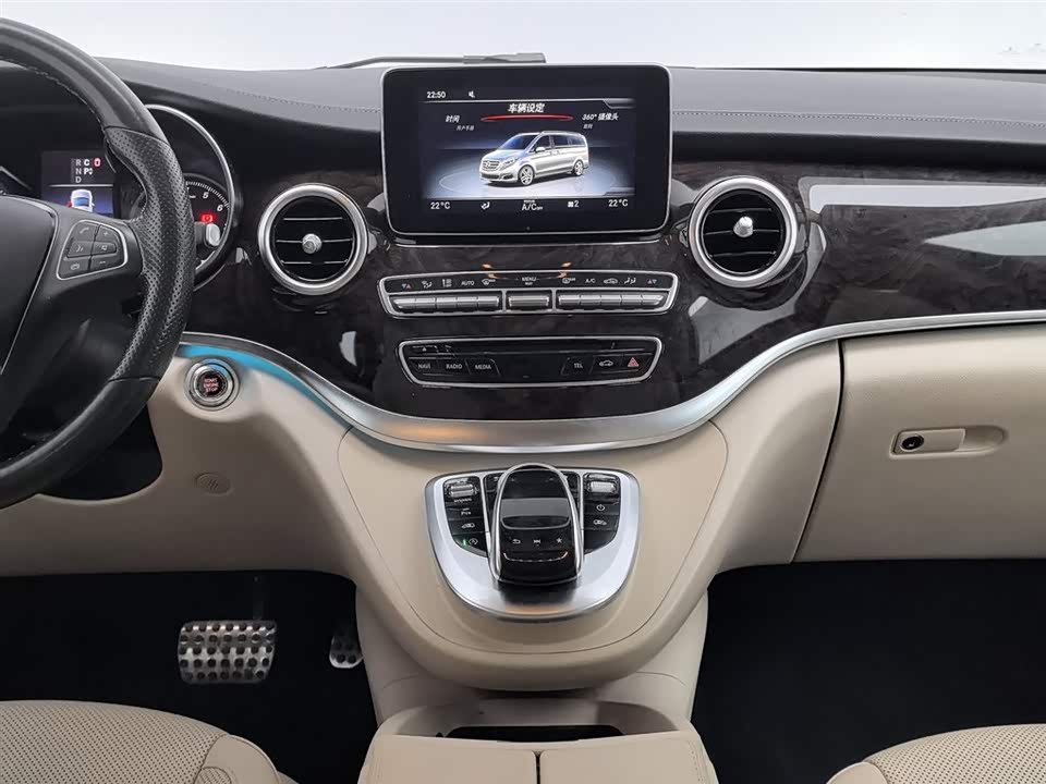 Mercedes-Benz V-class