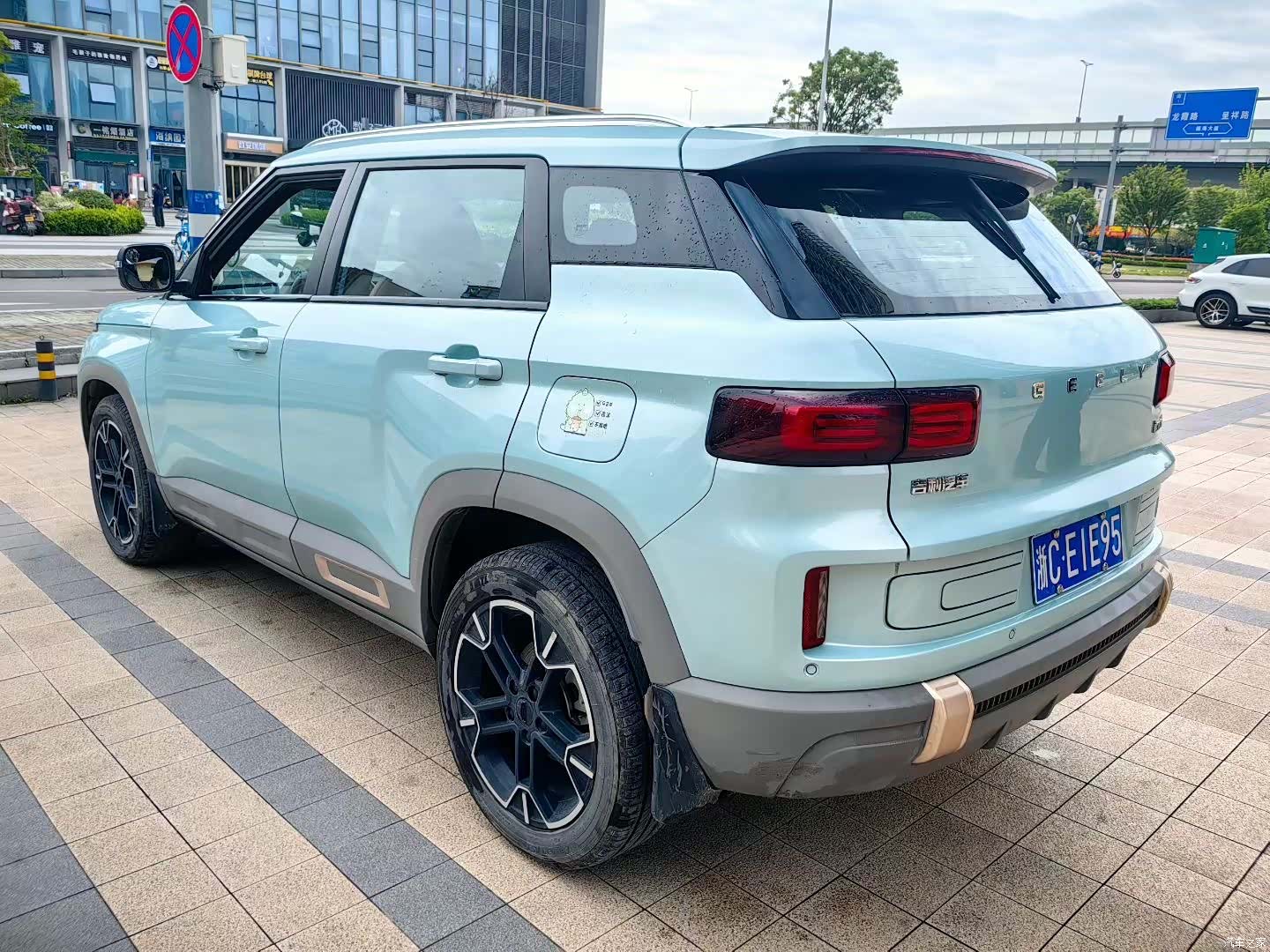 Geely Icon, 2024 9