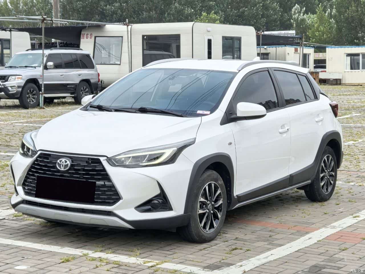 Toyota YARiS L