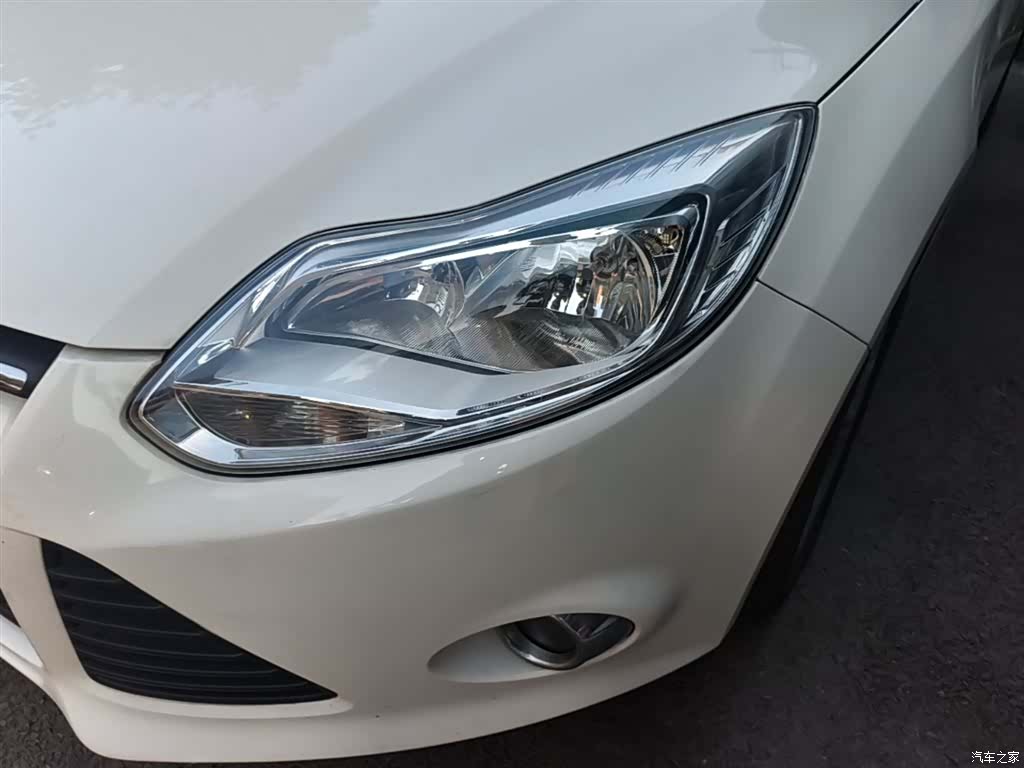 Ford Focus, 2014 18