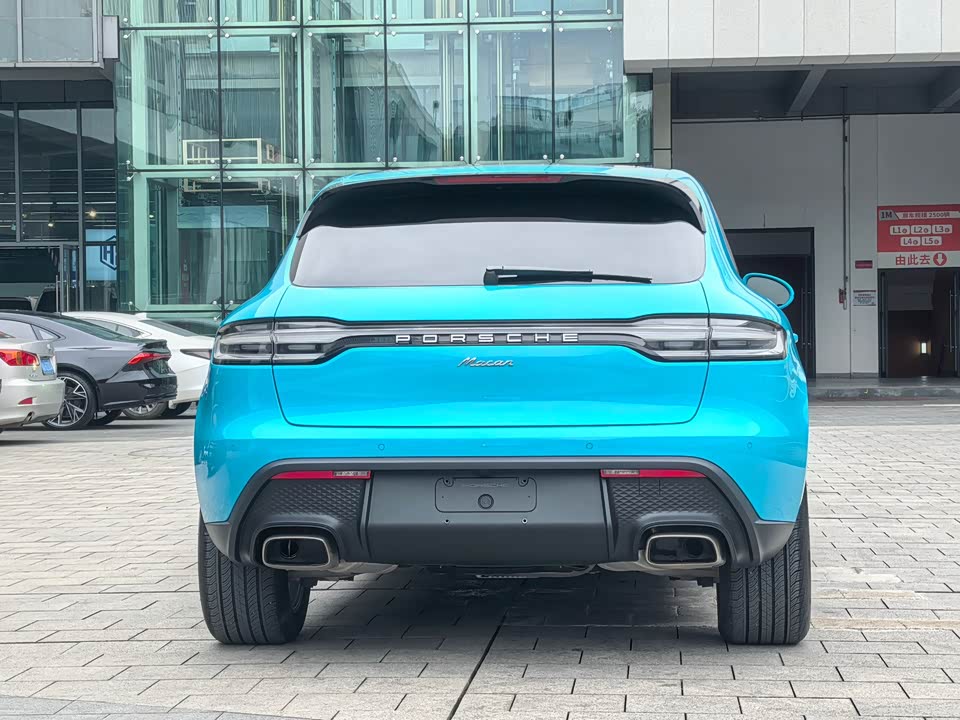 Porsche Macan
