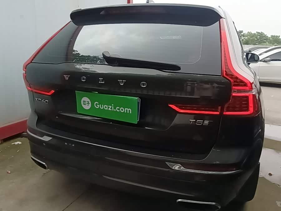 Volvo XC60 2019, фото 4