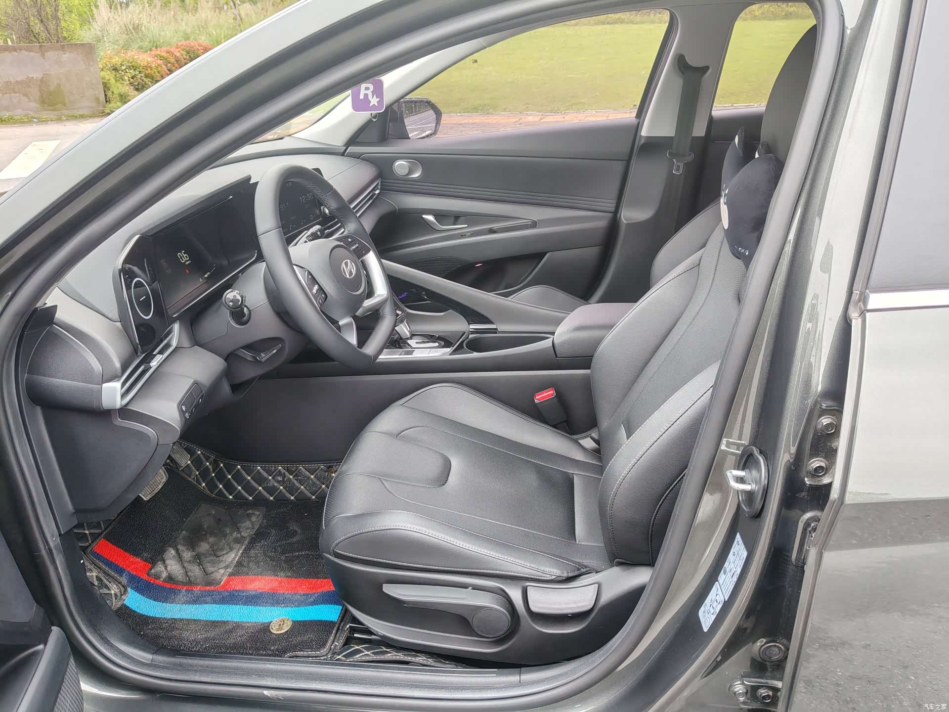 Hyundai Elantra, 2024 7