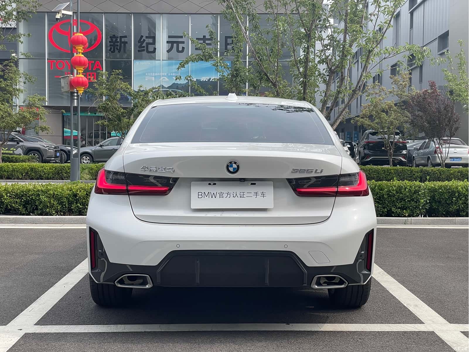 BMW 3 Series, 2023 все фото