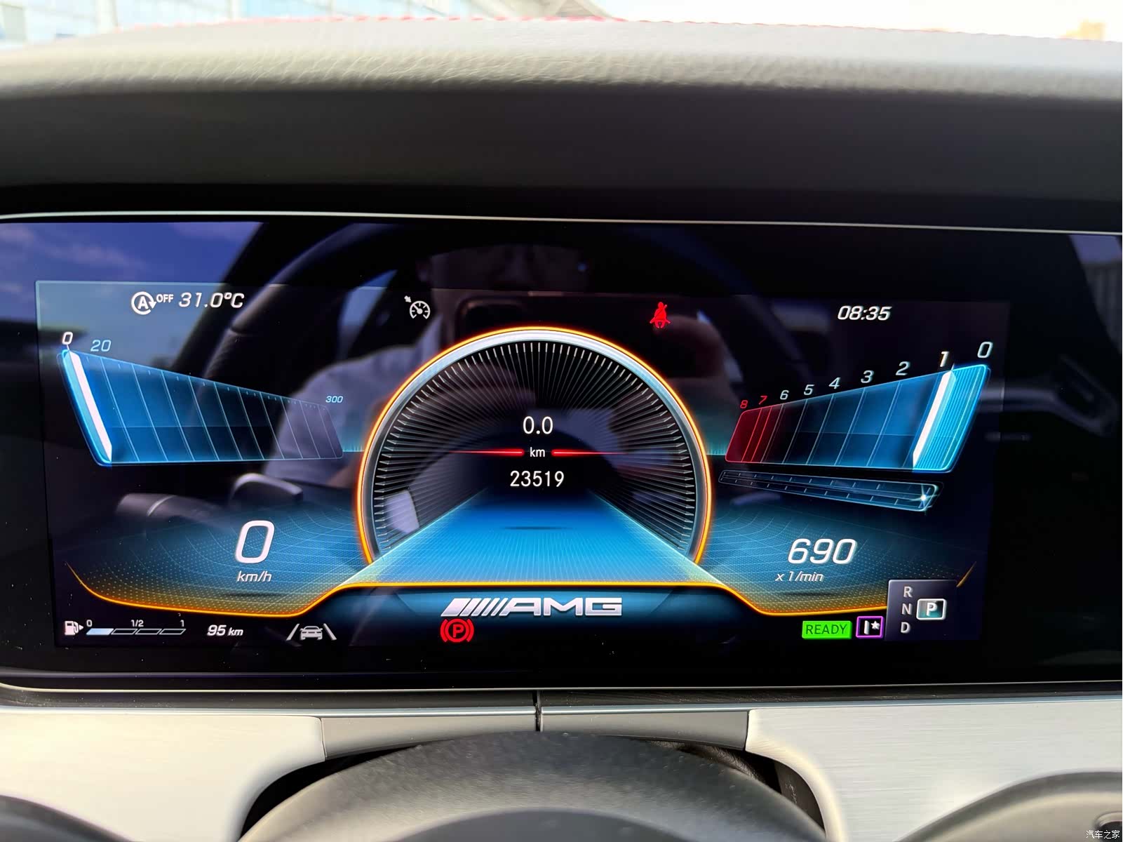 Mercedes-Benz E-Class, 2022 11