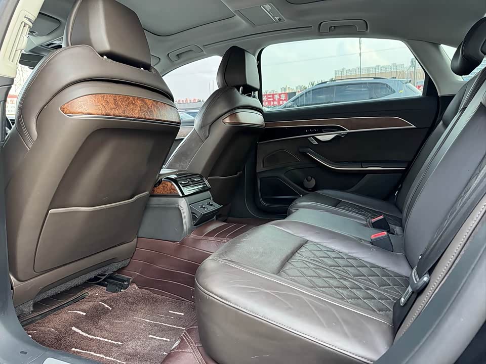 Audi A8 Audi A8
