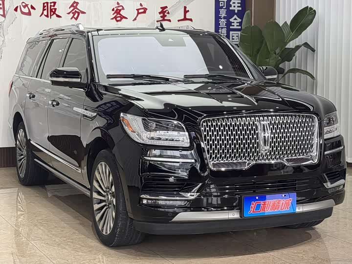 Lincoln Navigator, 2019 года фото 4
