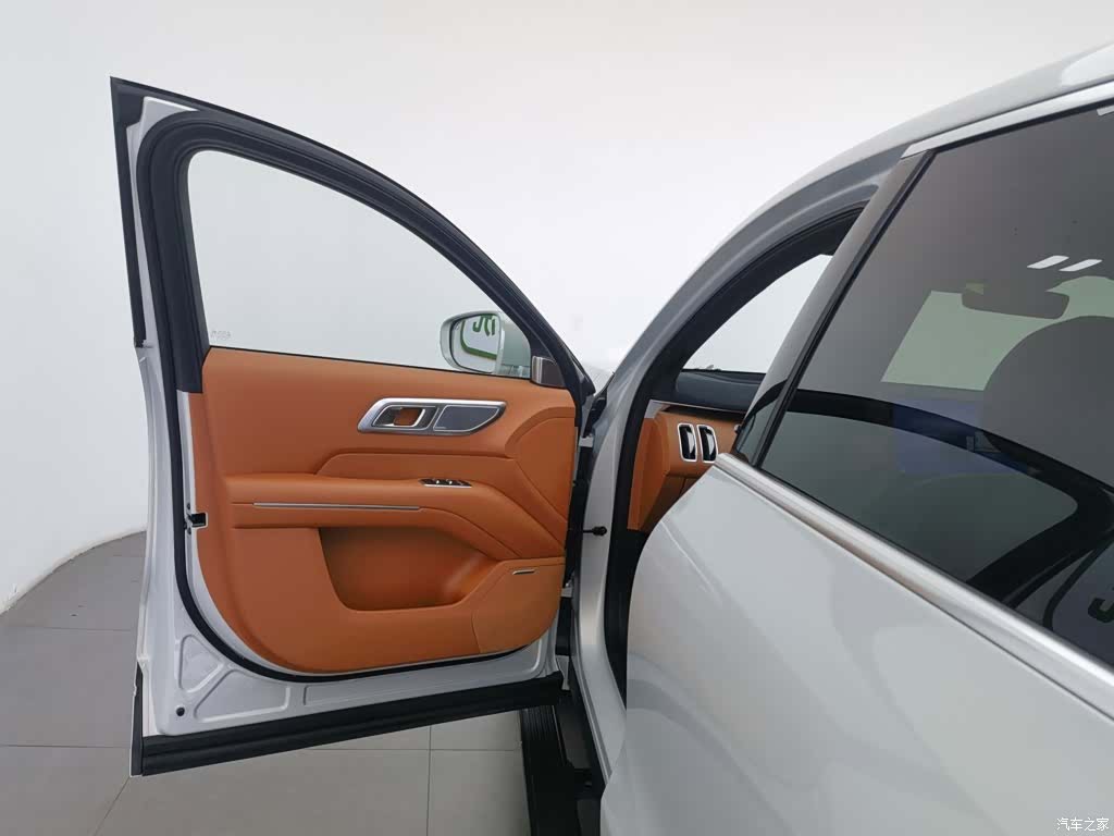 Deepal S09, 2025 8