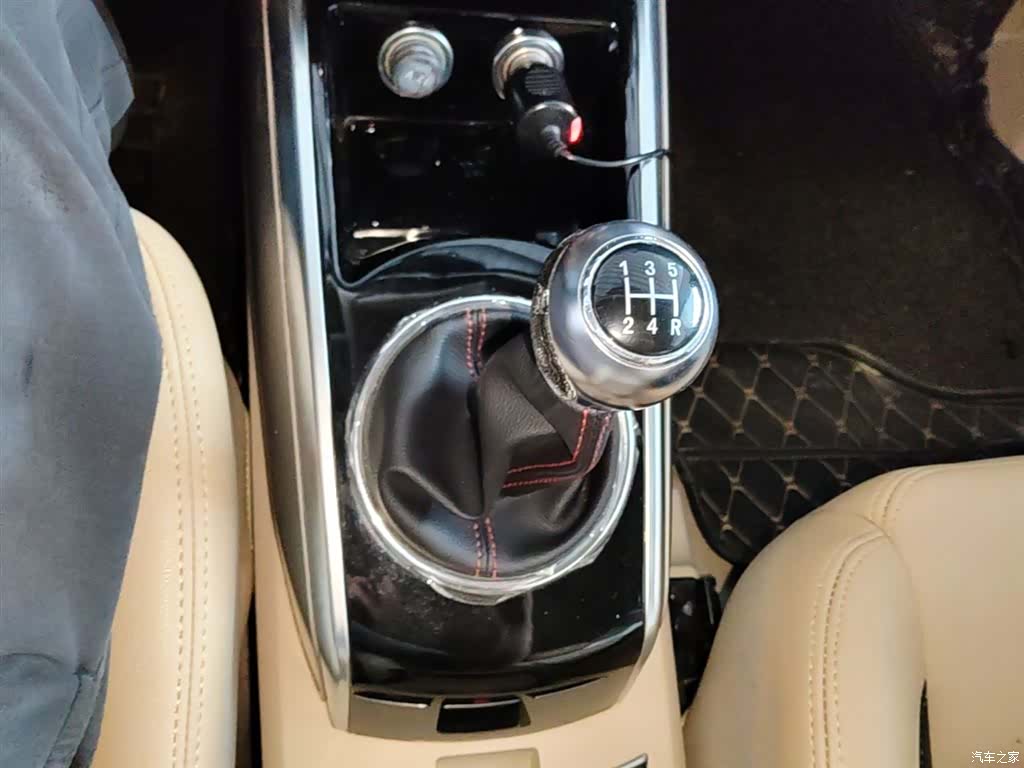 Zotye X5, 2017 14