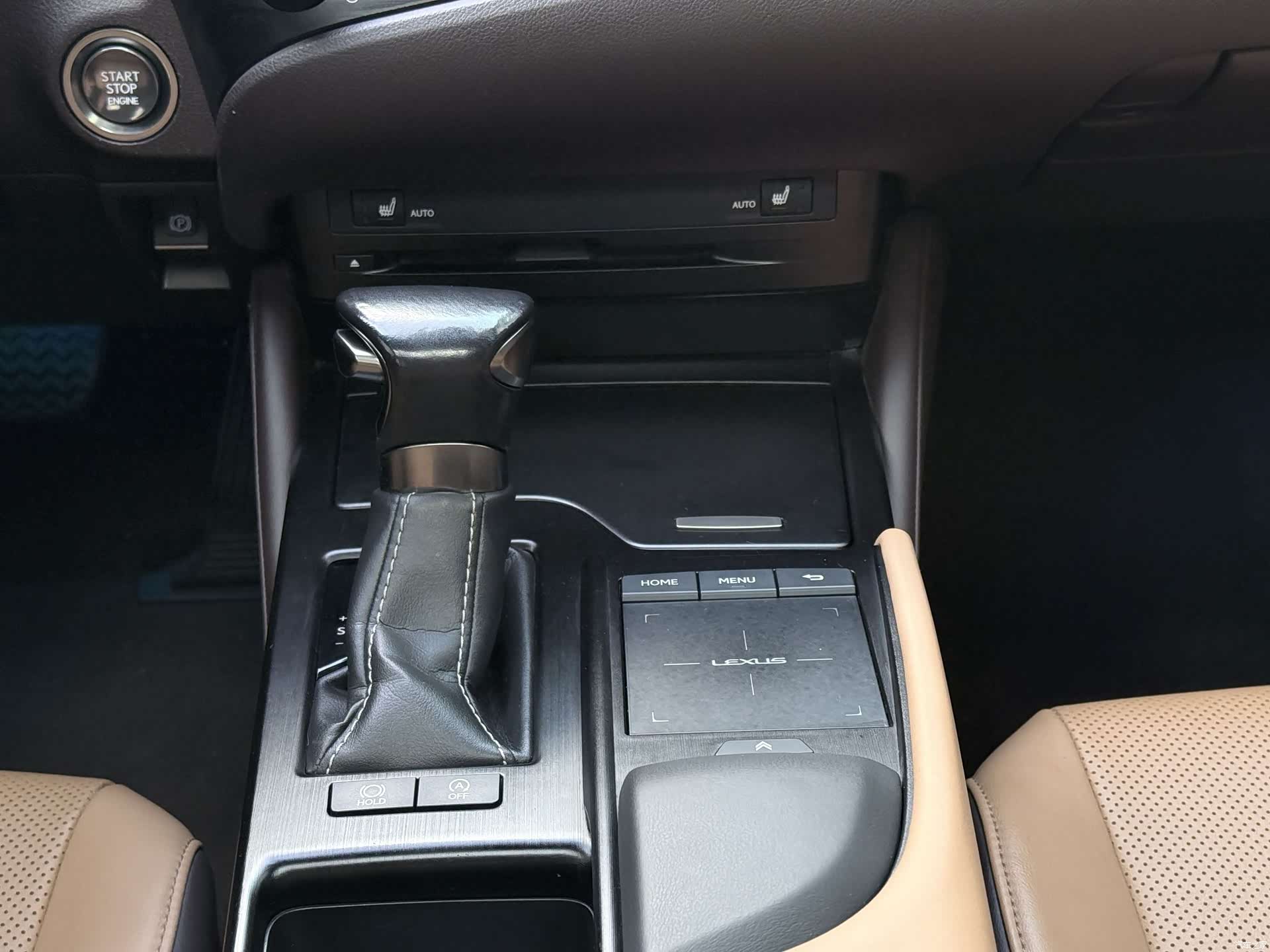 Lexus ES, 2018 14