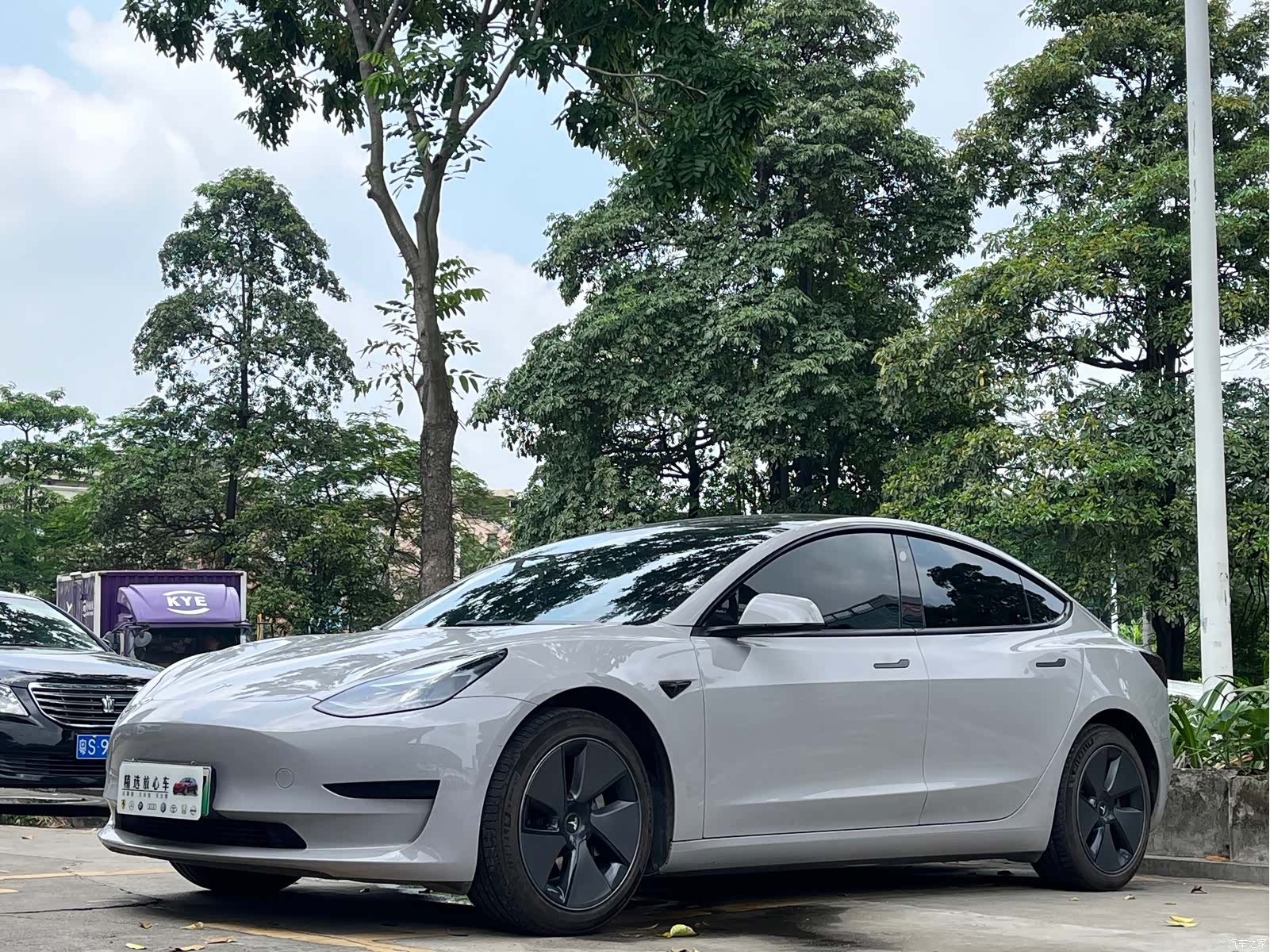 Tesla Model 3, 2023 1